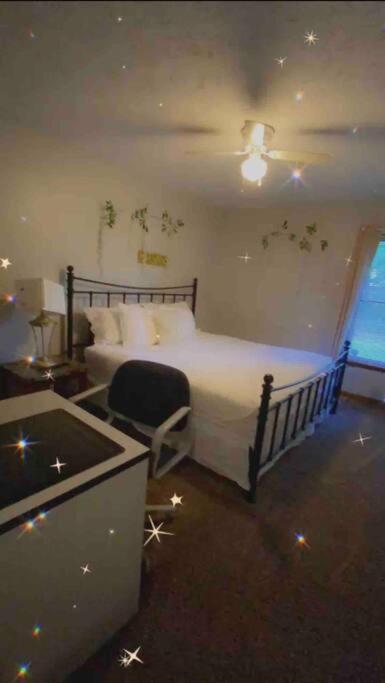 Hope Mills B1 Guest House מראה חיצוני תמונה